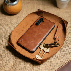 SAMSUNG S24 PLUS CUERO LEVEL DARK BROWN - comprar online