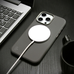 IPHONE 15 PRO CUERO EXCLUSIVE GREY - comprar online