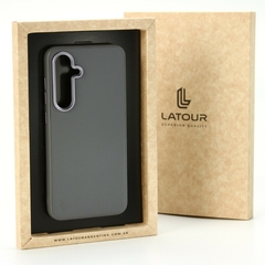 SAMSUNG S24 FE CUERO EXCLUSIVE GREY