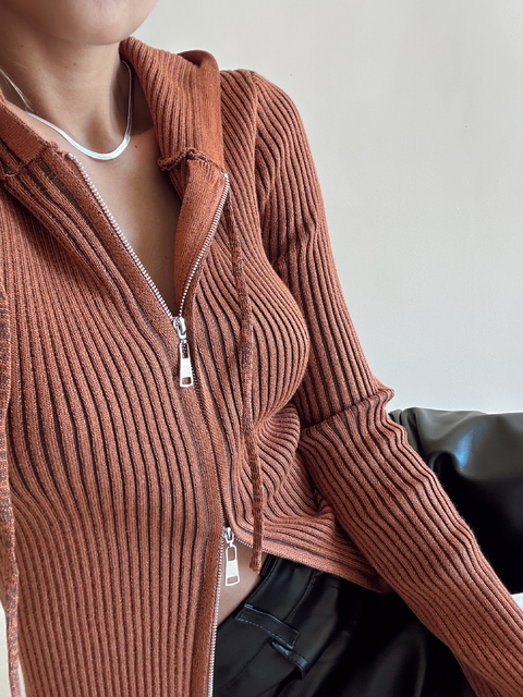 CAMPERA HOPE MARRON - comprar online