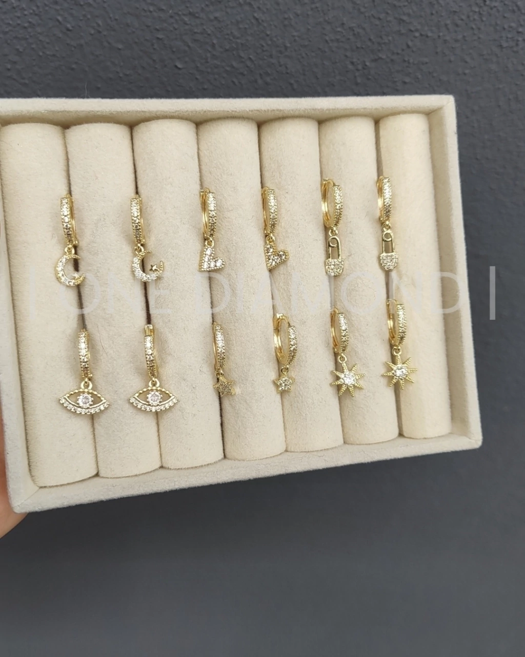 AROS LUXURY FORMITAS GOLD