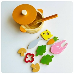 Set Vajilla - Ollita, Cuchara + 9 comiditas