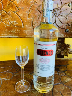 Cachaça JEQUITIBA ROSA ROZENDO 700ml -2 ANOS - comprar online