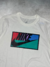 Camiseta Nike na internet