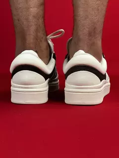Adidas Campus Bad Bunny Marrom e Bege na internet