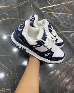 Lv Trainer Azul na internet