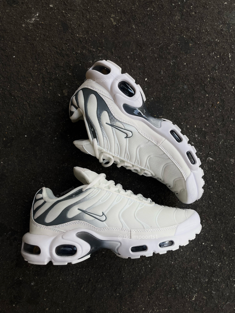 Tênis Air Max TN Plus Saul Pure Platinum Silver - comprar online