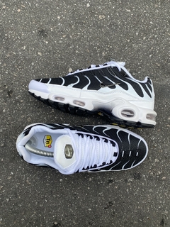 Tenis Air Max Tn Plus Killer Whale na internet