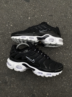Tenis Air Max Tn Plus Black White - comprar online