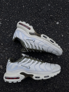 Tênis Air Max TN Plus Neutral Olive