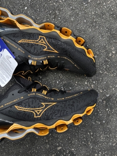 Mizuno Prophecy 13 Preto e Laranja - comprar online