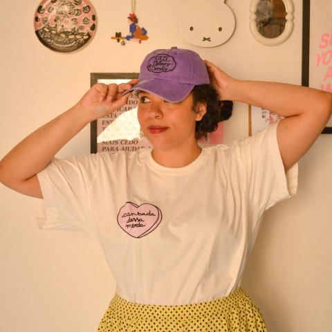 camiseta cansada off white