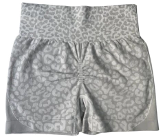 Calza corta “Leopard” white - comprar online
