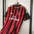 Camisa Retrô Milan I Home 2013/14 Masculino Vermelho e Preto - CAMISAS DE TIME | Bahea Store - FUTEBOL, NBA, CHUTEIRAS e Muito Mais!