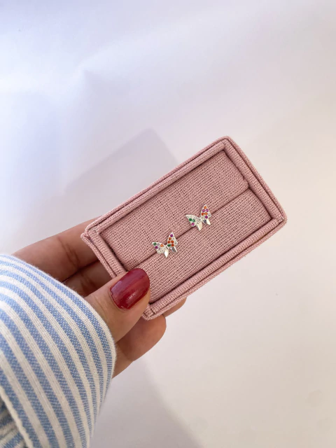 Brinco Isis - comprar online