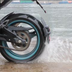 Anti Spray/Para-lama para moto c/olho d' gato Refletivo (MC290) - comprar online