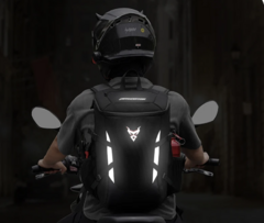 Mochila impermeável para motocicletas 24/28L - Moto Coringa | Frete grátis para todo Brasil