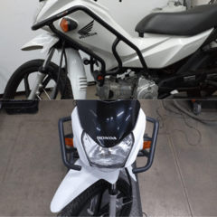 PROTETOR DE MOTOR E CARENAGEM C/ APOIO PARA PÉS - COYOTE - Moto Coringa | Frete grátis para todo Brasil