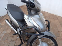 PROTETOR DE MOTOR E CARENAGEM C/ PEDALEIRA PRETO - COYOTE na internet