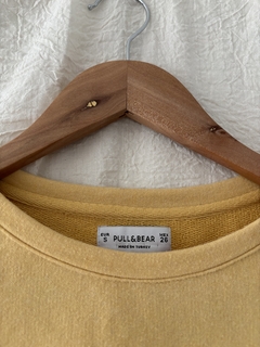 Buzo Pull & Bear - Michis Feria
