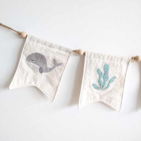 Banderín Under the Sea