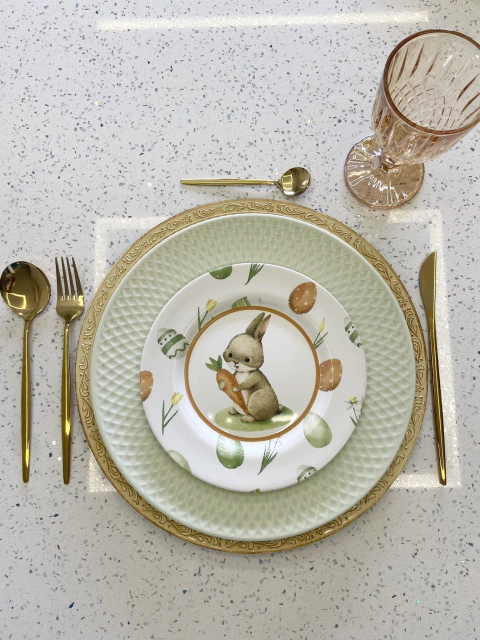 Prato sobremesa Follow The Bunny