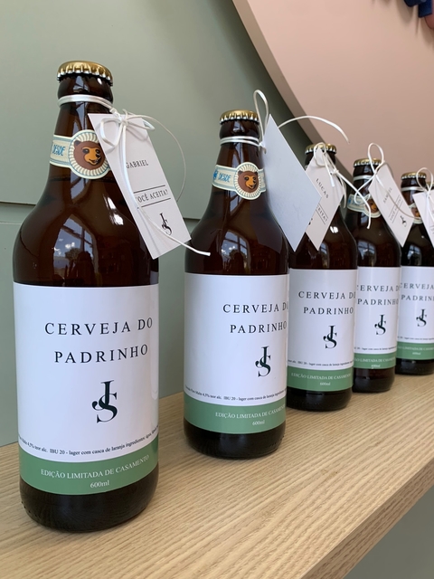 Cerveja artesanal convite para padrinhos - Trevo Papelarte