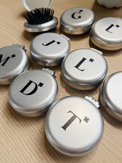 Espelhinho com escova personalizado - Trevo Papelarte