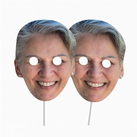 Máscaras de Rosto Com Furo no Olho - comprar online