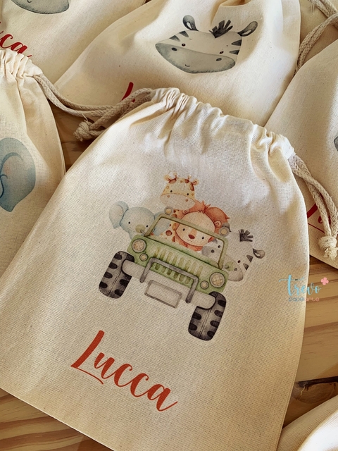 Saquinho de algodão 20x25cm personalizado tema - Trevo Papelarte