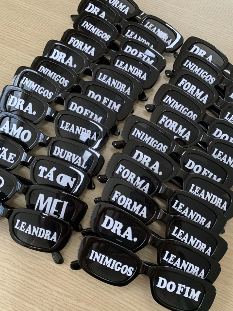 10 Óculos Retrô Personalizados