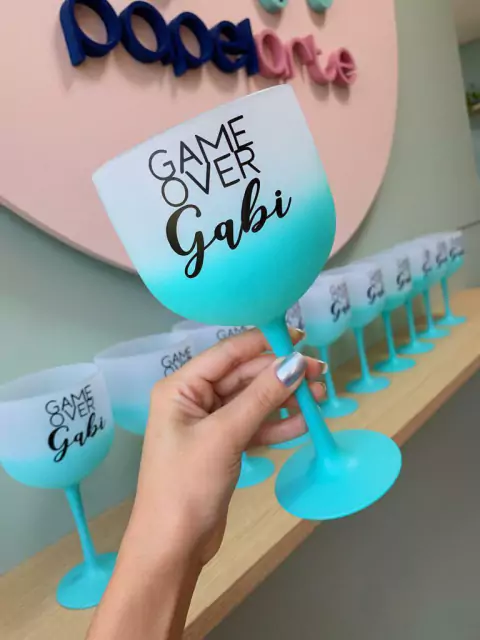 Taça Acrílico Degradê Gin Personalizada 580ml na internet
