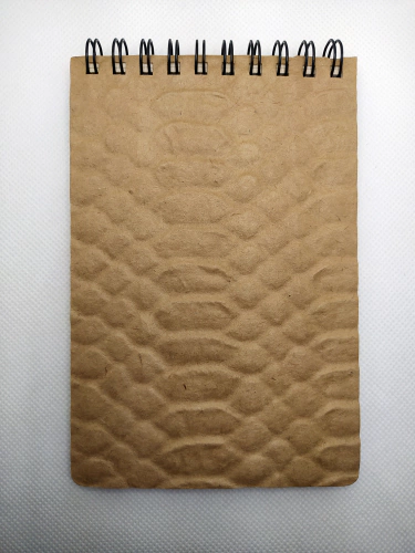 Caderneta Kraft Textura Serpente