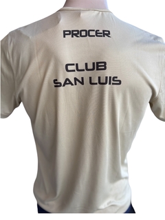 REMERA DE ENTRENAMIENTO DRY FIT / COLOR BEIGE-ARENA - comprar online