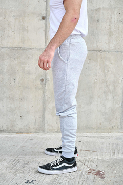 Imagen de Pantalón hombre con puño Friza premium
