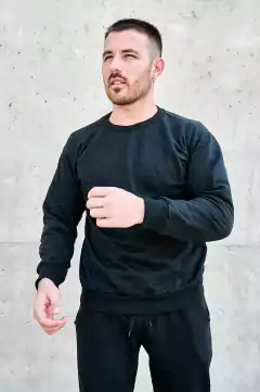 Buzo hombre Friza cuello redondo todo los talles en internet