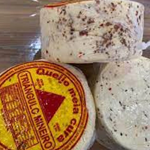 Queijo Meia Cura Temperado Triângulo Mineiro Kg