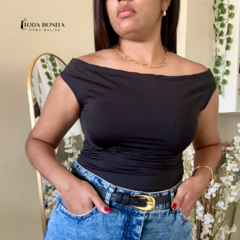 BLUSA JULIA OMBRO A OMBRO - PRETA - comprar online