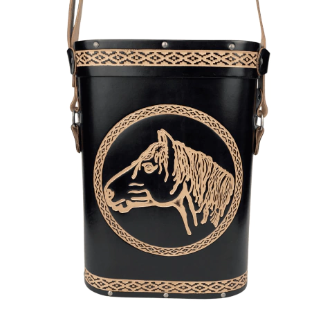 Mateira Bolsa de Couro Fechada Cavalo Preta Pampa para Chimarrão