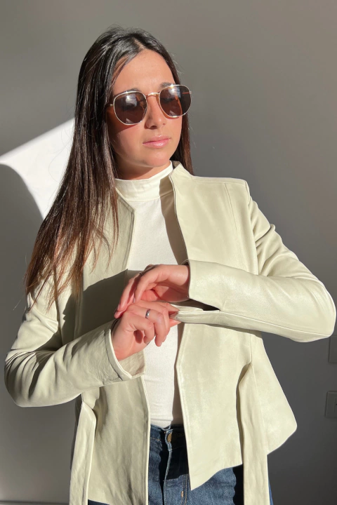 CAMPERA CYNDI LAZO OVEJA