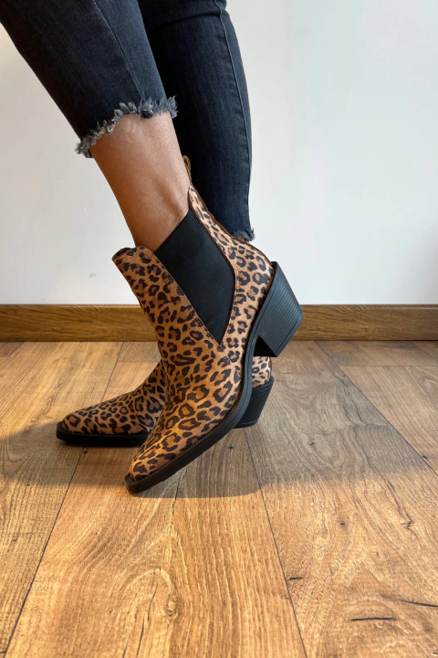 BOTA Caña Media Cuero SINTRA Animal Print - comprar online