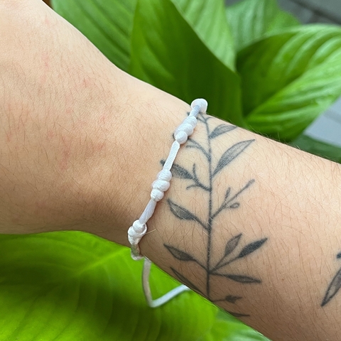 Pulseira 7 Nós Branca