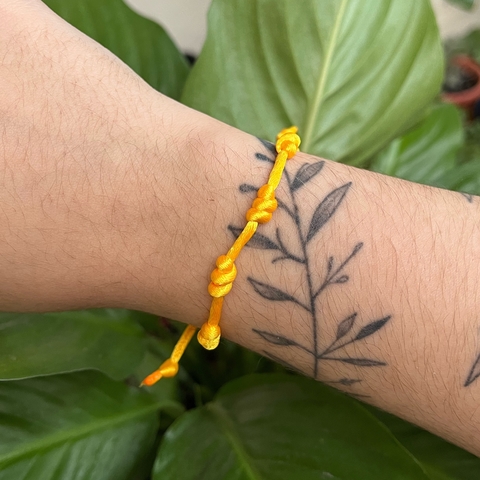 Pulseira 7 Nós Amarela