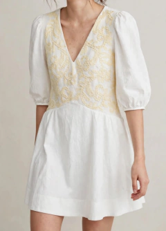 Vestido Curto Tela Com Bordado Dress To