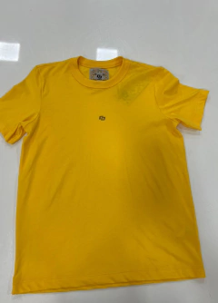 Camiseta Feminina Comfy Com Logo Minimalista Colcci