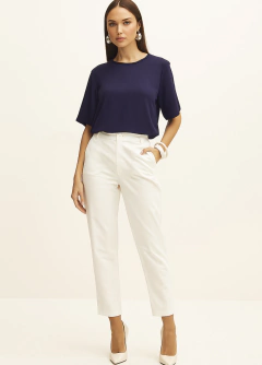 Camiseta Feminina Comfort Forum - comprar online