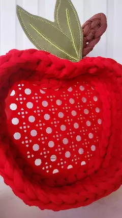 BASE MAÇÃ EM RATTAN PARA CROCHETAR na internet