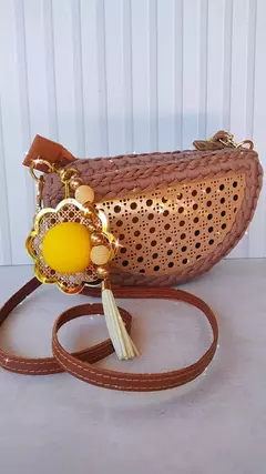 PINGENTE PARA BOLSA FLOR - Gabriela Oliveira Ateliê 