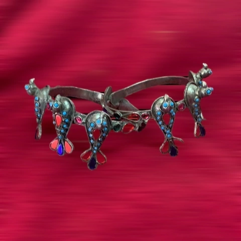 Brazaletes con Tres Aves