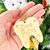 Kit 8 Pingentes Natalinos com palavras inspiradoras para decoração - Dourado na internet